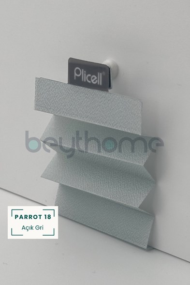 Plicell Parrot