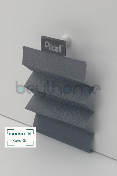 Plicell Parrot